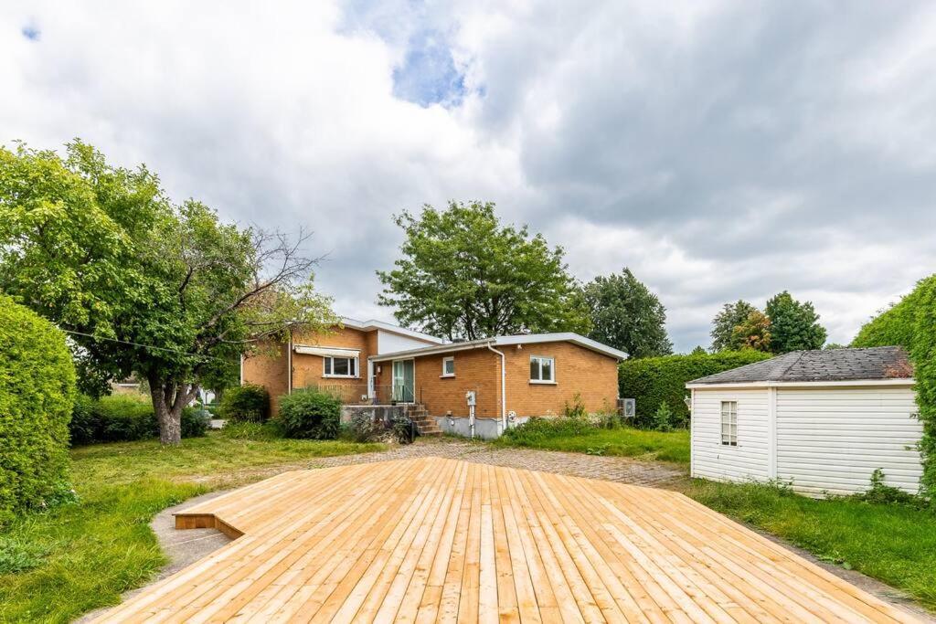 Spacious 4Br House Close To Dt Brossard Exterior foto